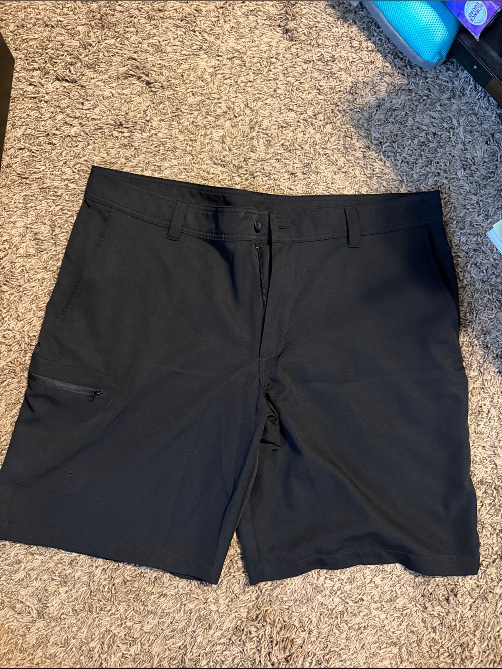 Magellan Outdoors Black Men's Hybrid Shorts
